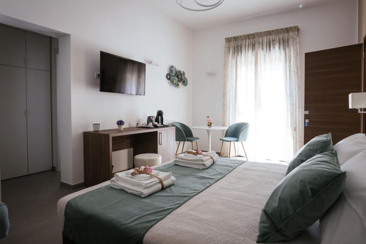 Villa Cadjla B&B Bari Exteriör bild