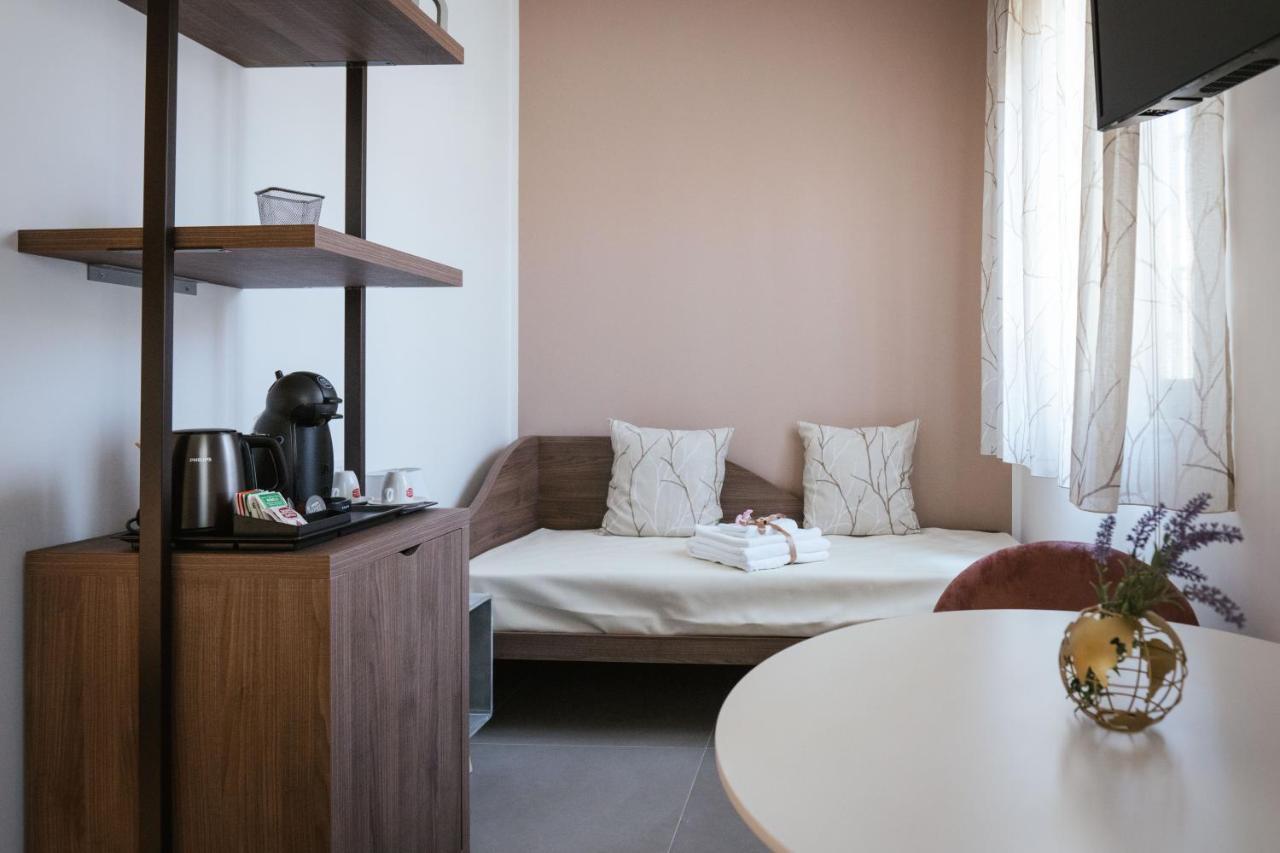 Villa Cadjla B&B Bari Exteriör bild