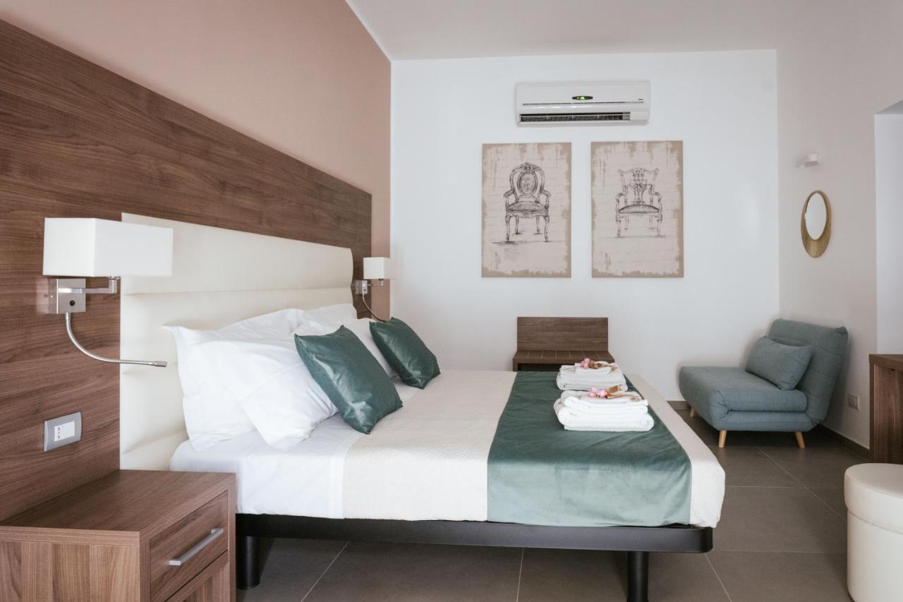 Villa Cadjla B&B Bari Exteriör bild